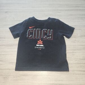 Nike Clincy T-shirt Toddler Black Boy's Size 2T A4